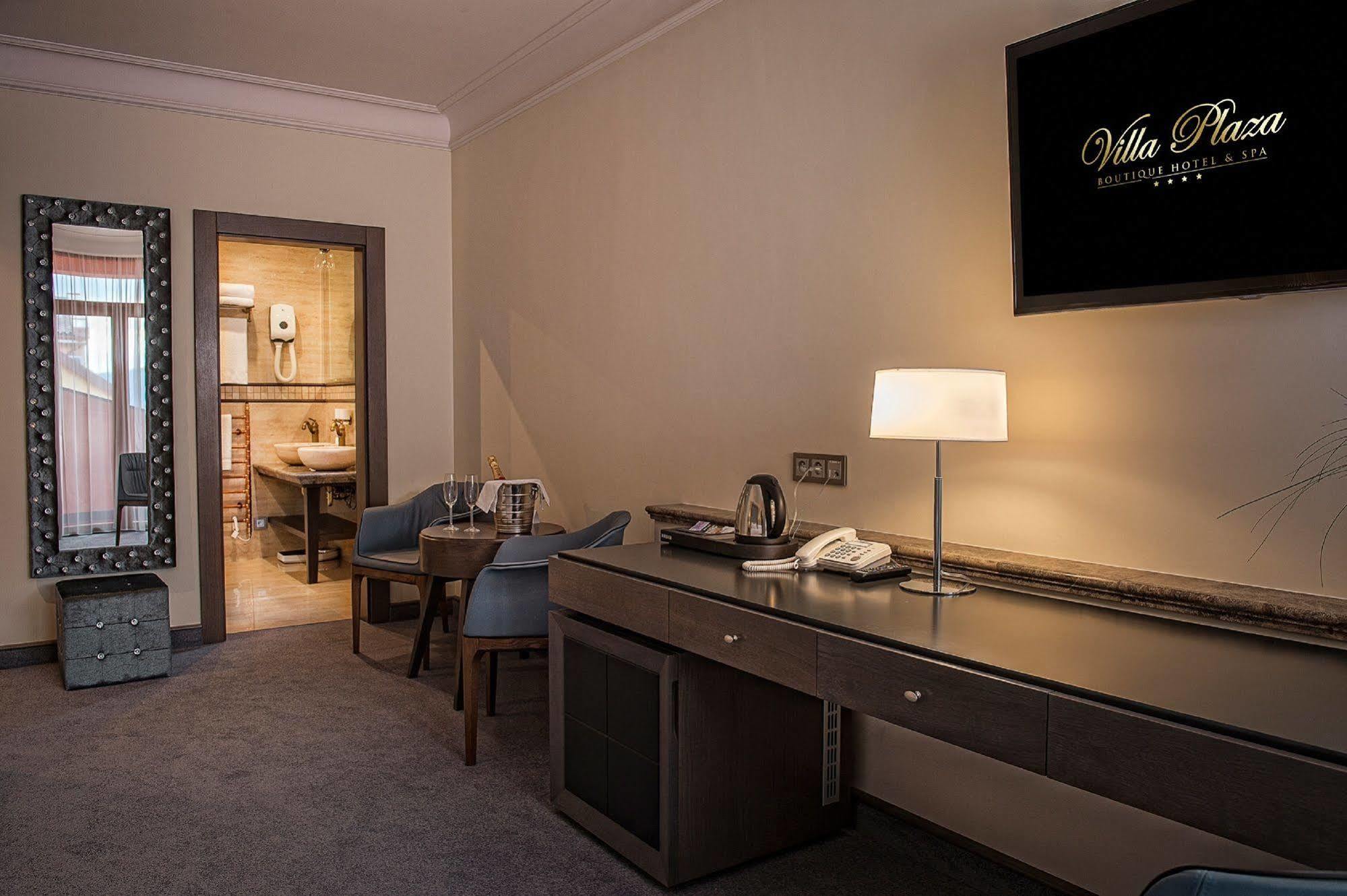 Villa Plaza Boutique Hotel & Spa Пряшів Екстер'єр фото