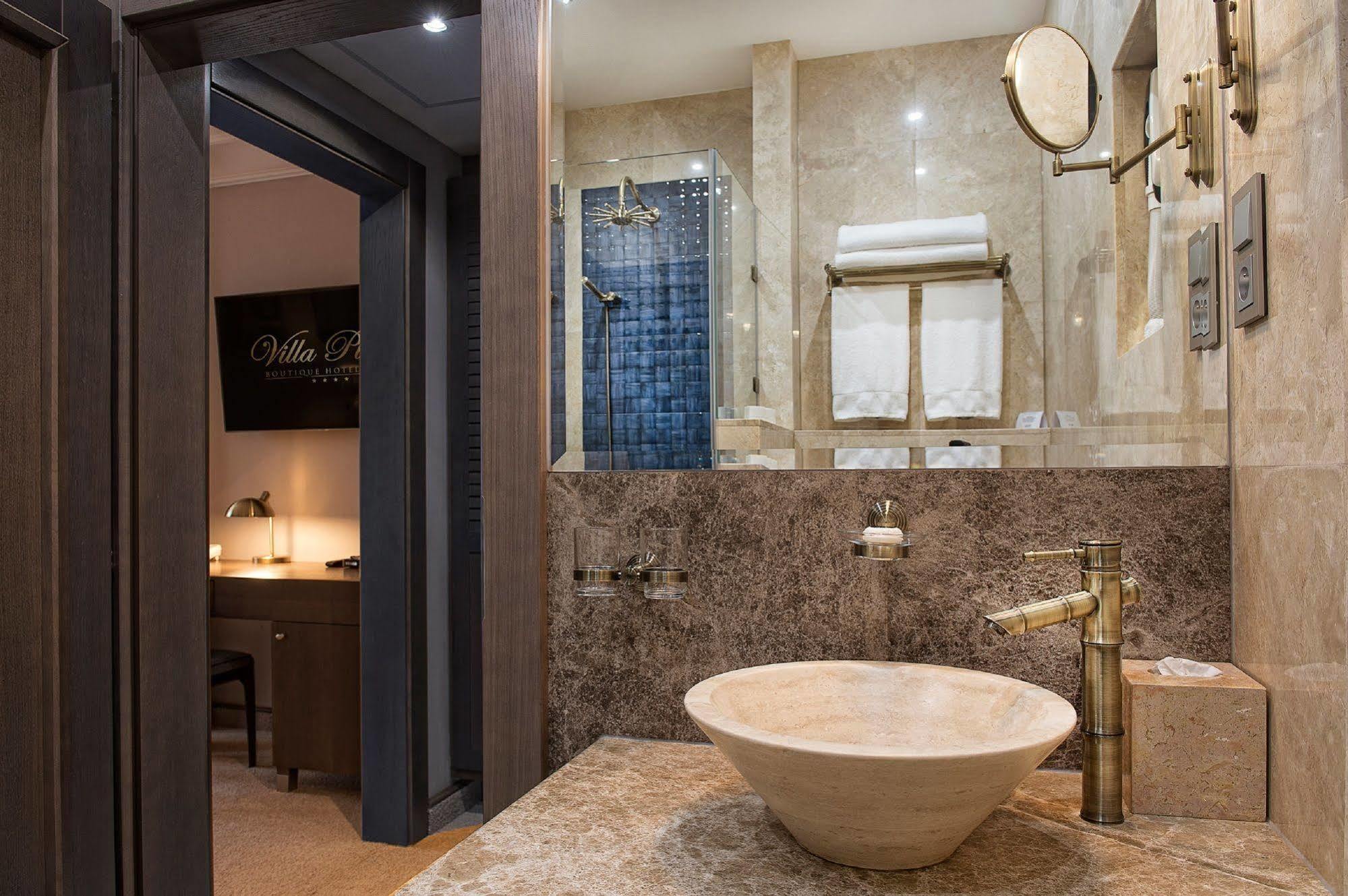 Villa Plaza Boutique Hotel & Spa Пряшів Екстер'єр фото