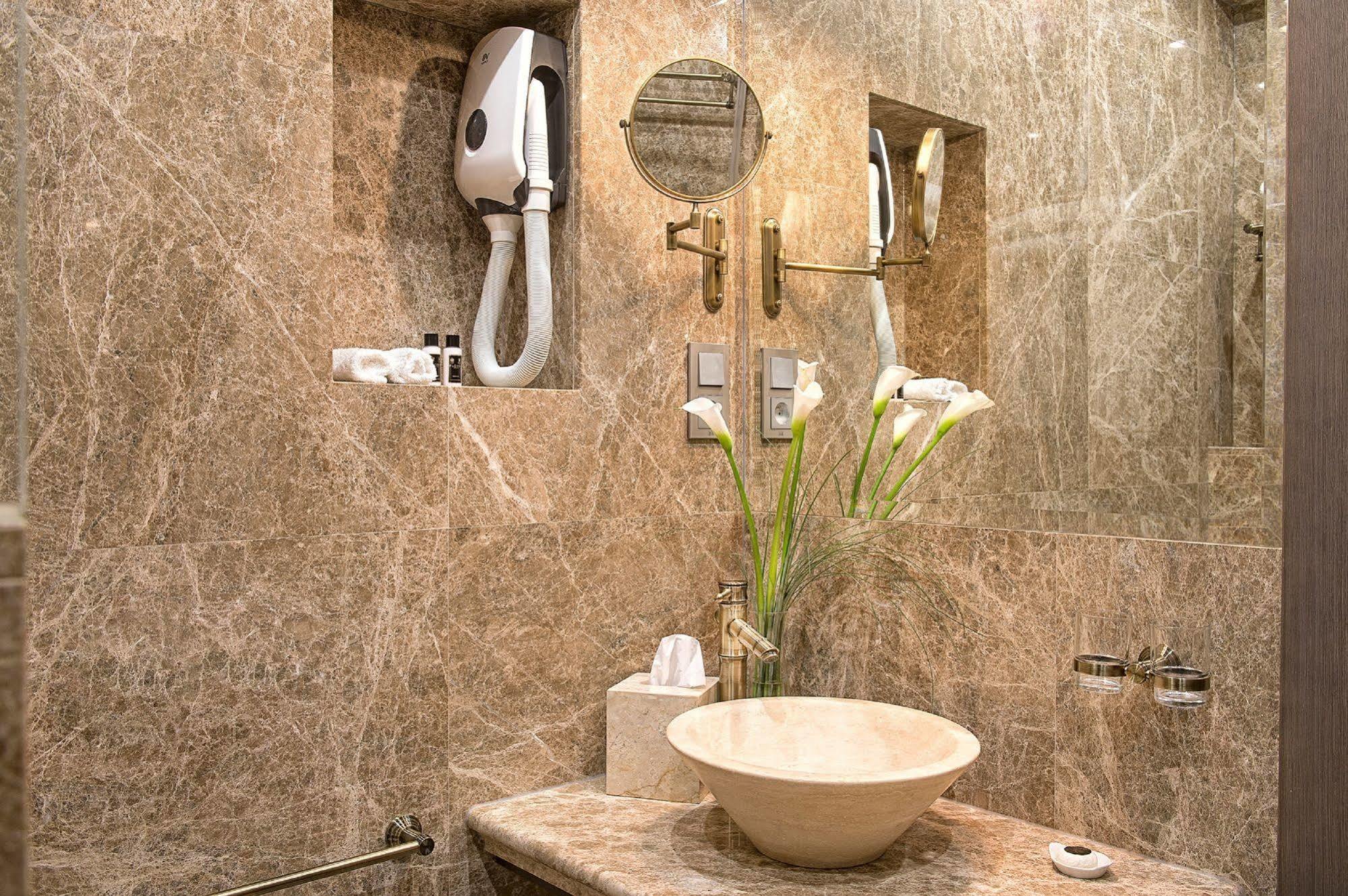 Villa Plaza Boutique Hotel & Spa Пряшів Екстер'єр фото