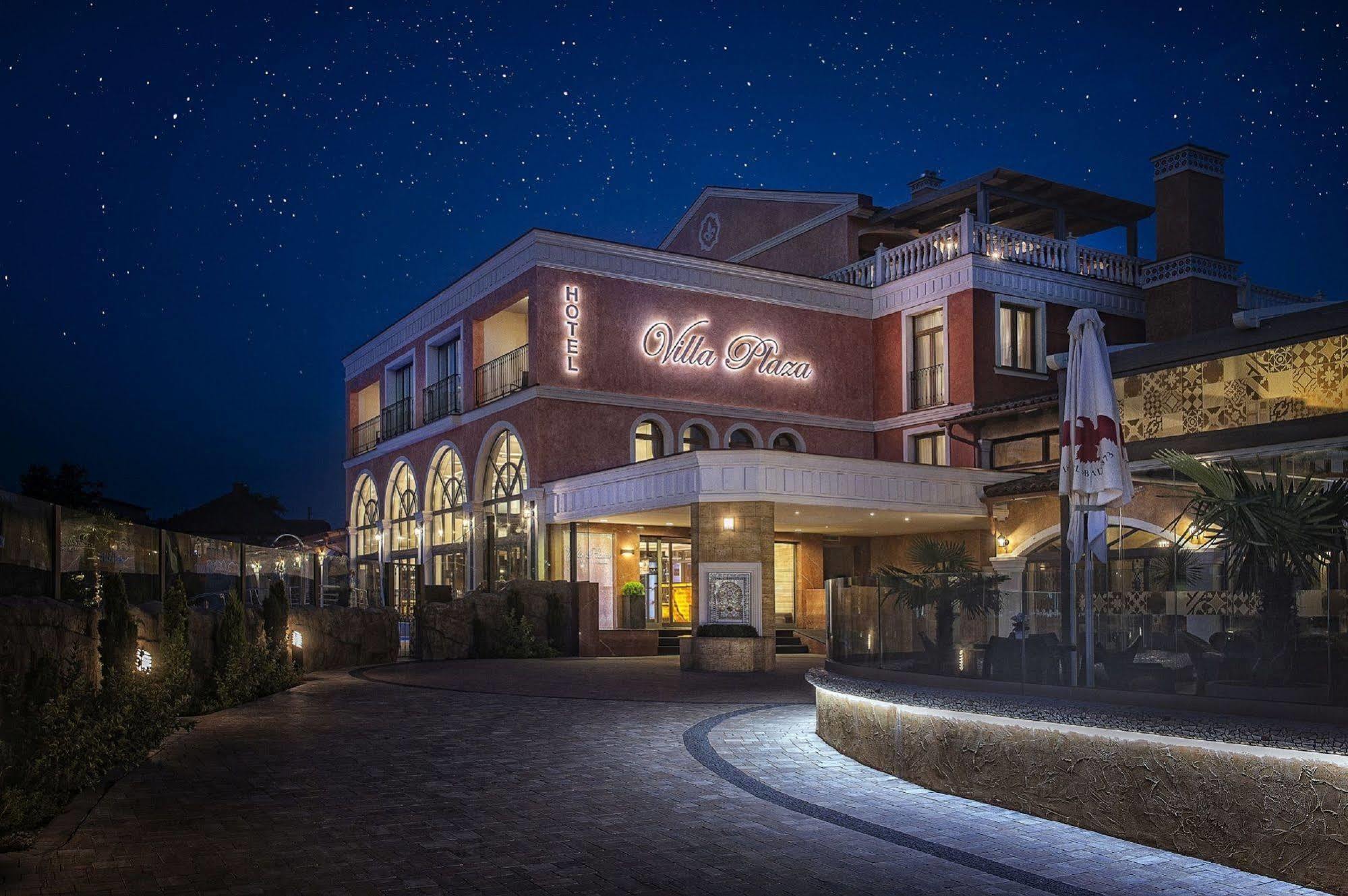 Villa Plaza Boutique Hotel & Spa Пряшів Екстер'єр фото